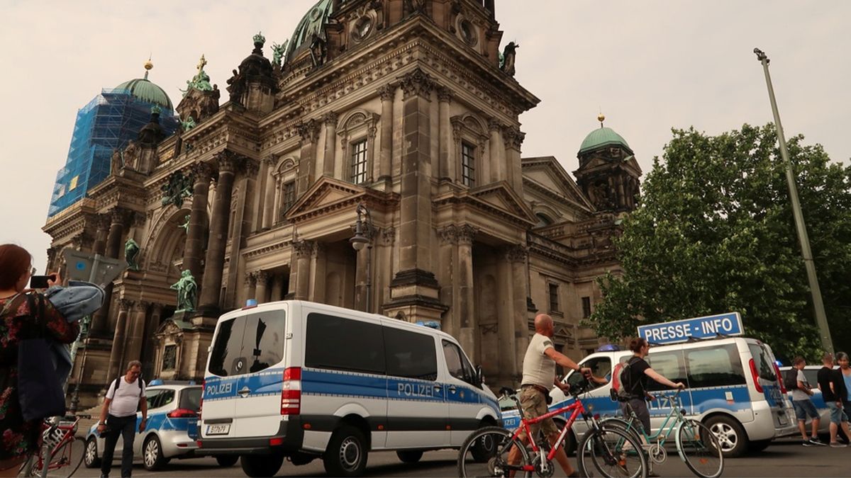 Hoax o zemětřesení v Německu vyhnal v noci do ulic tisíce lidí